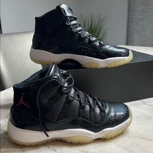 Jordan retro 11s
